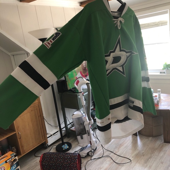 Reebok Green and Black Star Hockey Jersey - Picture 3 of 4